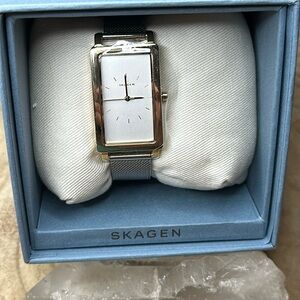NWT Skagen Stainless Steel Silver Hagen Lille 3 Hand Mesh Rectangular Watch
